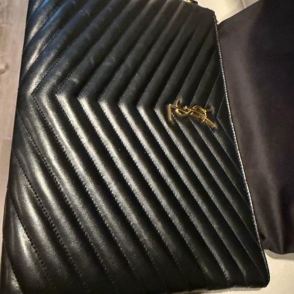 Authentic Saint Laurent Black Quilted Leather Clutch with Gold YSL Logo - Picture 4 of 16